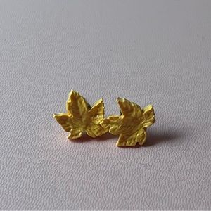 Yellow clay fall earrings 🍁